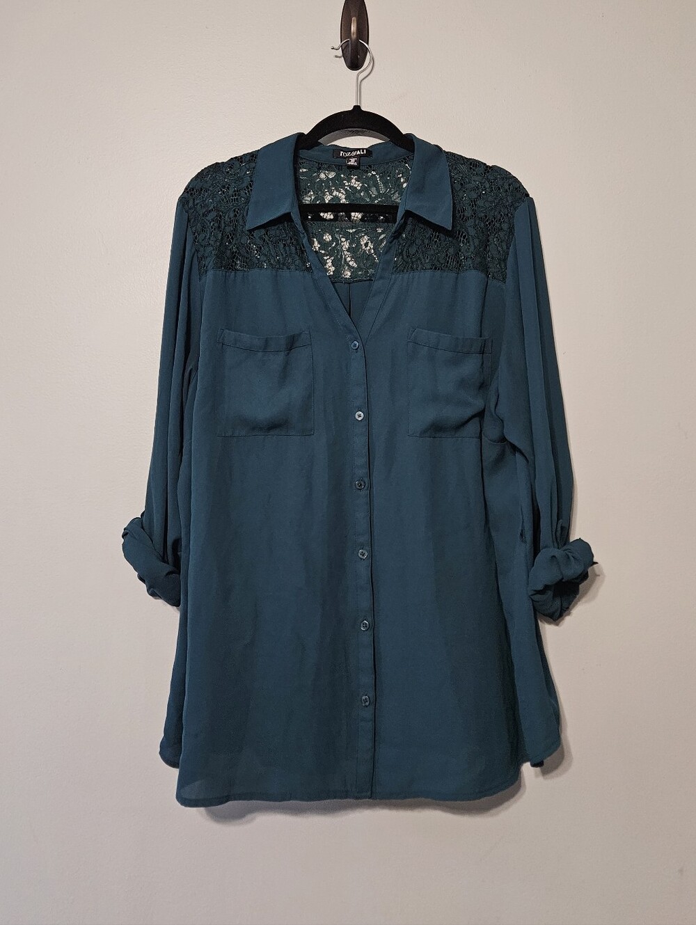 Roz & Ali Teal Lace Yoke Button-Down Shirt
